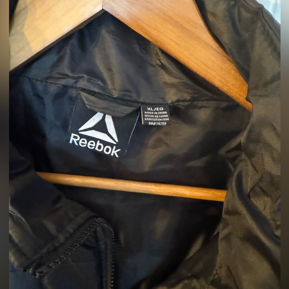 Men’s Reebok Jacket - Picture 3 of 6